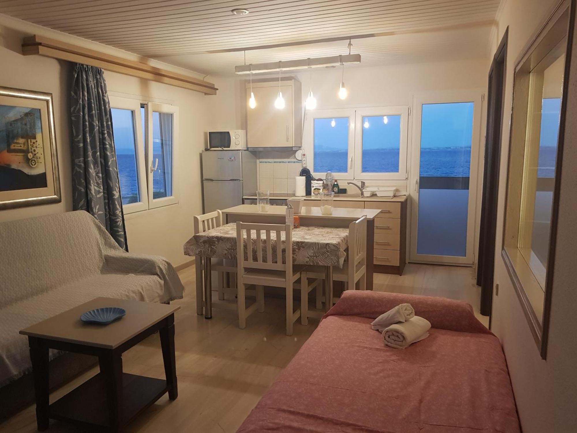 Aegean Bliss Residences Karfas كارفاس المظهر الخارجي الصورة